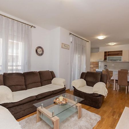 City Compass Apartment 2 Podgorica Exterior foto