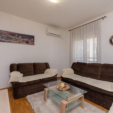 City Compass Apartment 2 Podgorica Exterior foto