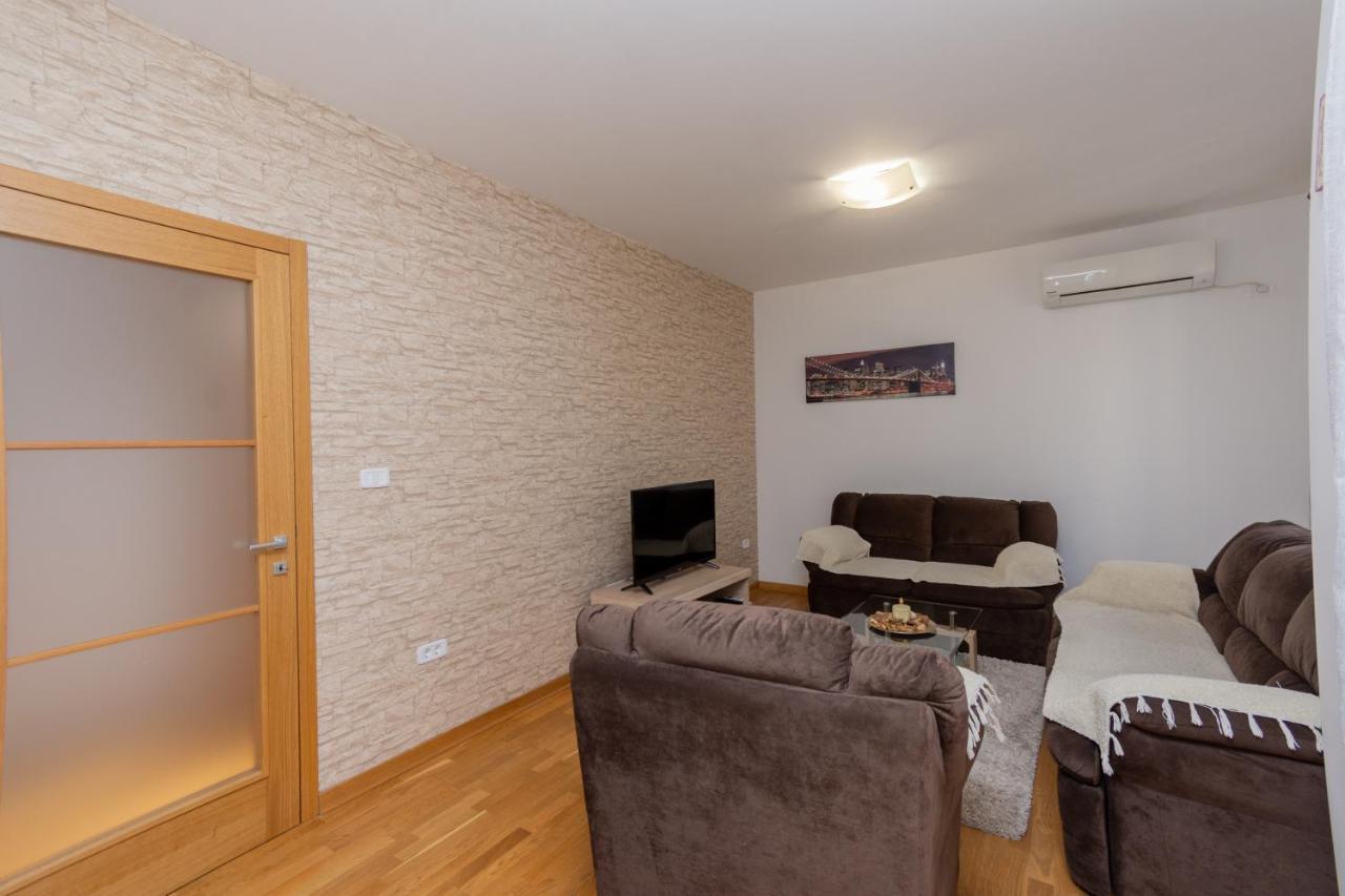 City Compass Apartment 2 Podgorica Exterior foto